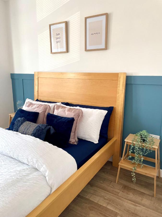 Central, Bright & Spacious Apartment - Parking Included Bournemouth Dış mekan fotoğraf